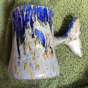 Whale Tail Mug Doug Wylie Pottery Handmade Cobalt‎ Blue Fat Drip Glaze 1981